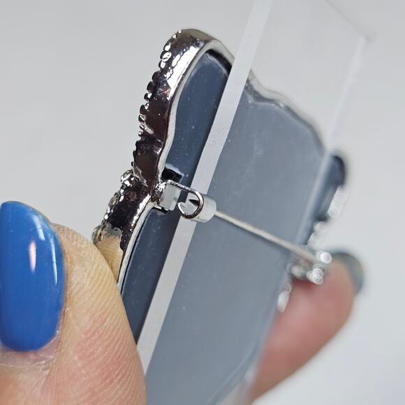 Crystal‎ Tiger Rhinestones New Brouch in Silver n Black Metal. Mob wife. … - Picture 12 of 12